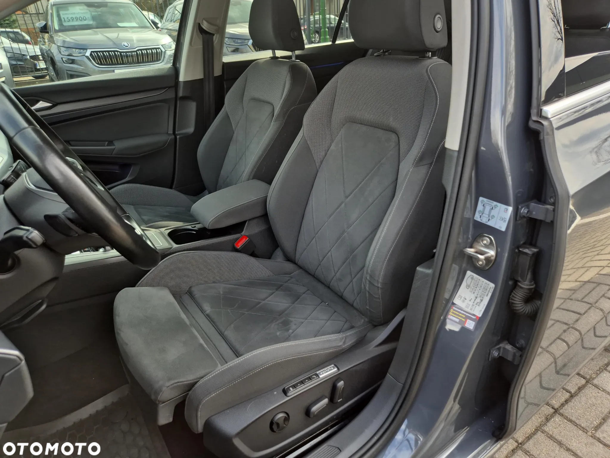 Volkswagen Golf VIII 2.0 TDI Style DSG - 11