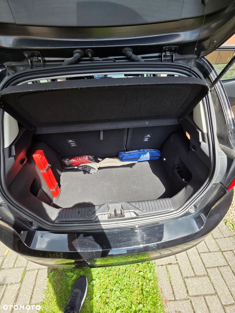 Ford Fiesta 1.1 Trend - 9