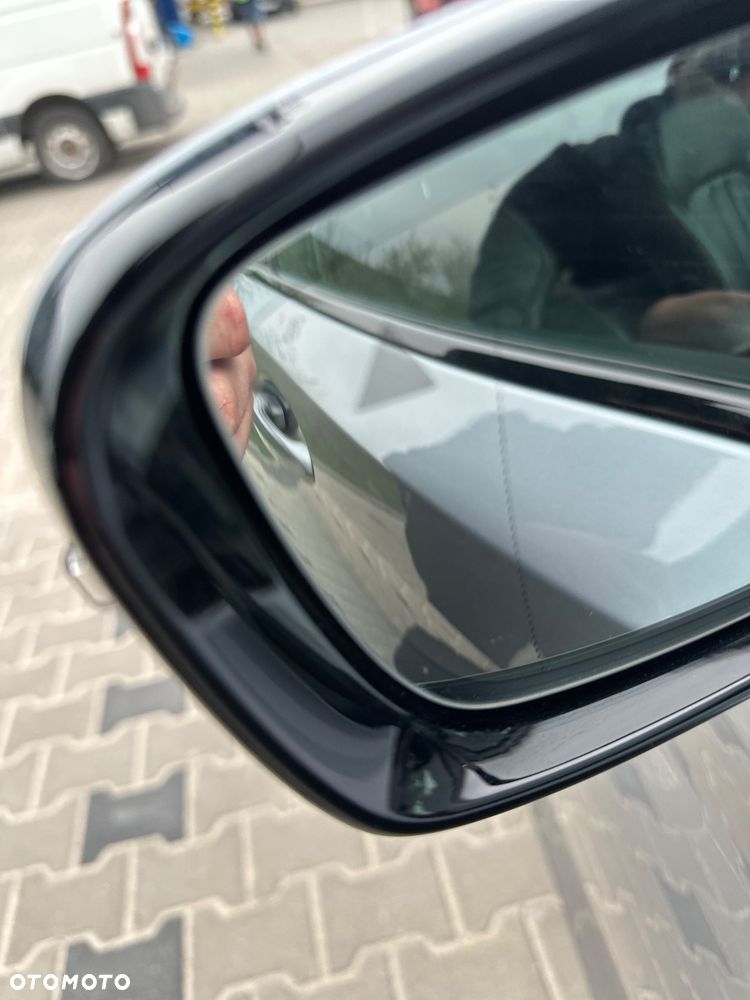 BMW Seria 5 520d M Sport Edition - 16