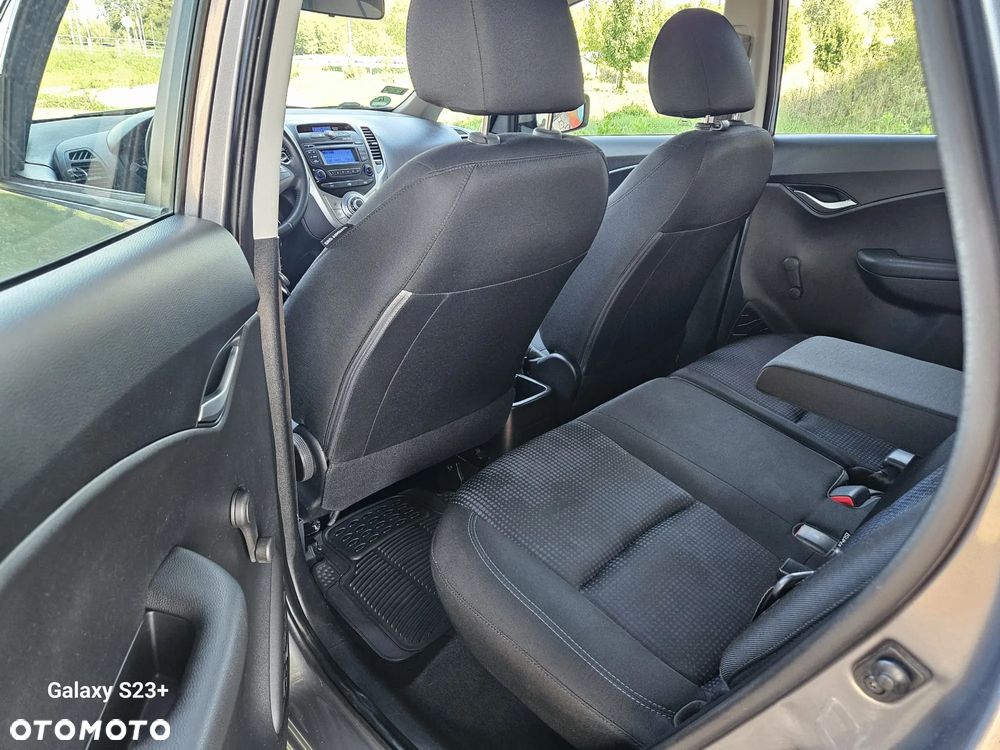 Hyundai ix20 1.4 blue Comfort - 16