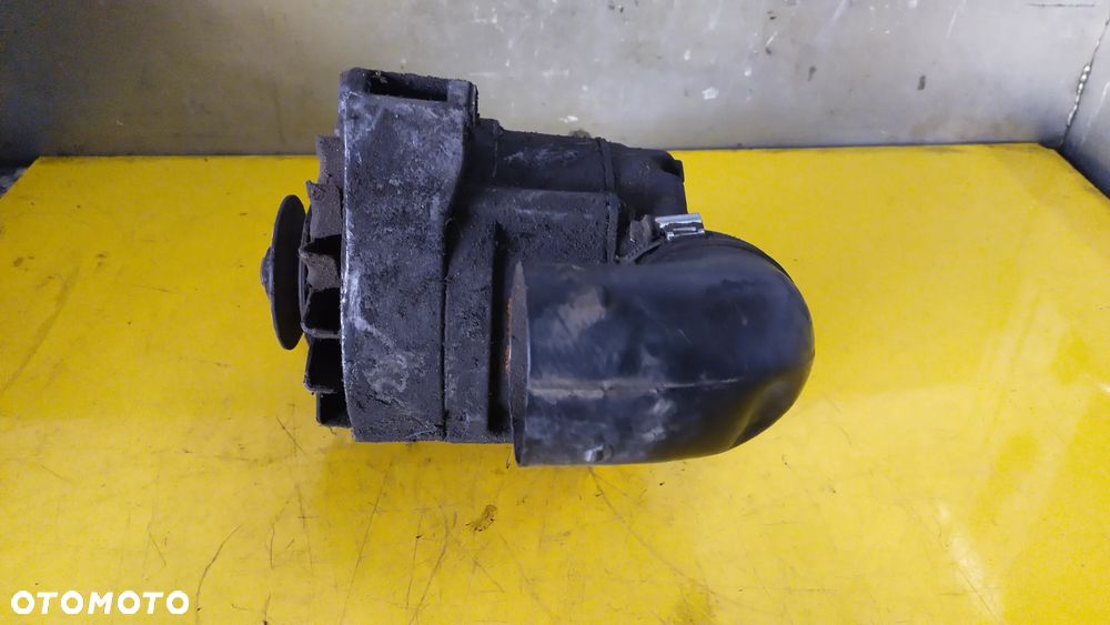 BMW Alternator Bosch 0 120 468 042 - 1