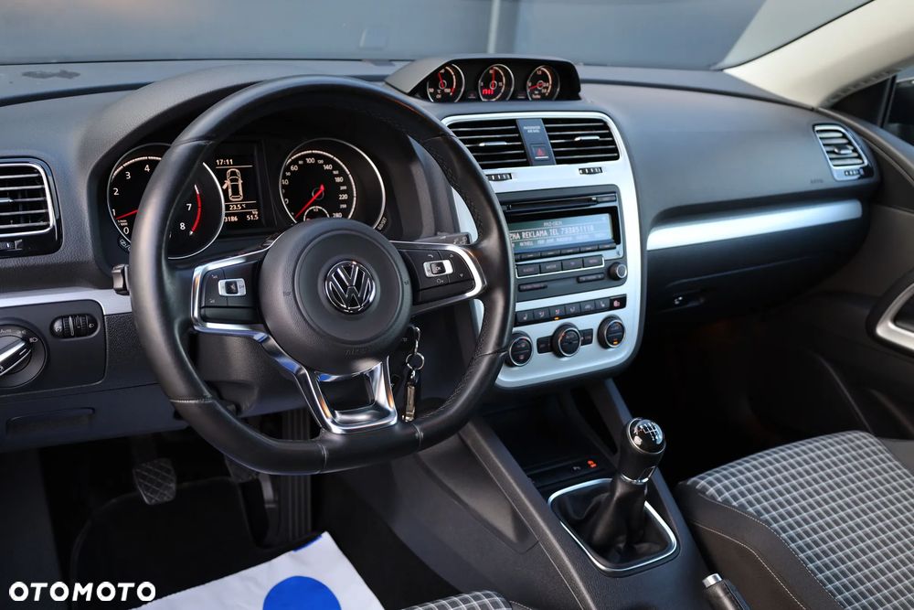 Volkswagen Scirocco 1.4 TSI BMT Perfectline - 29