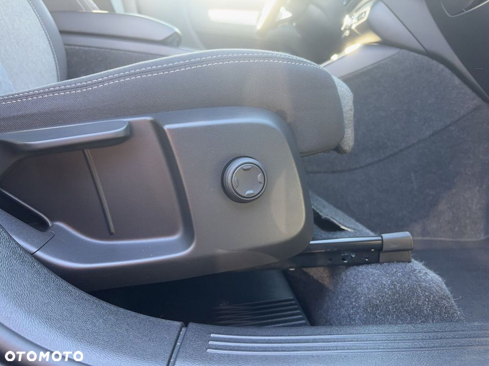 Volvo XC 40 - 26