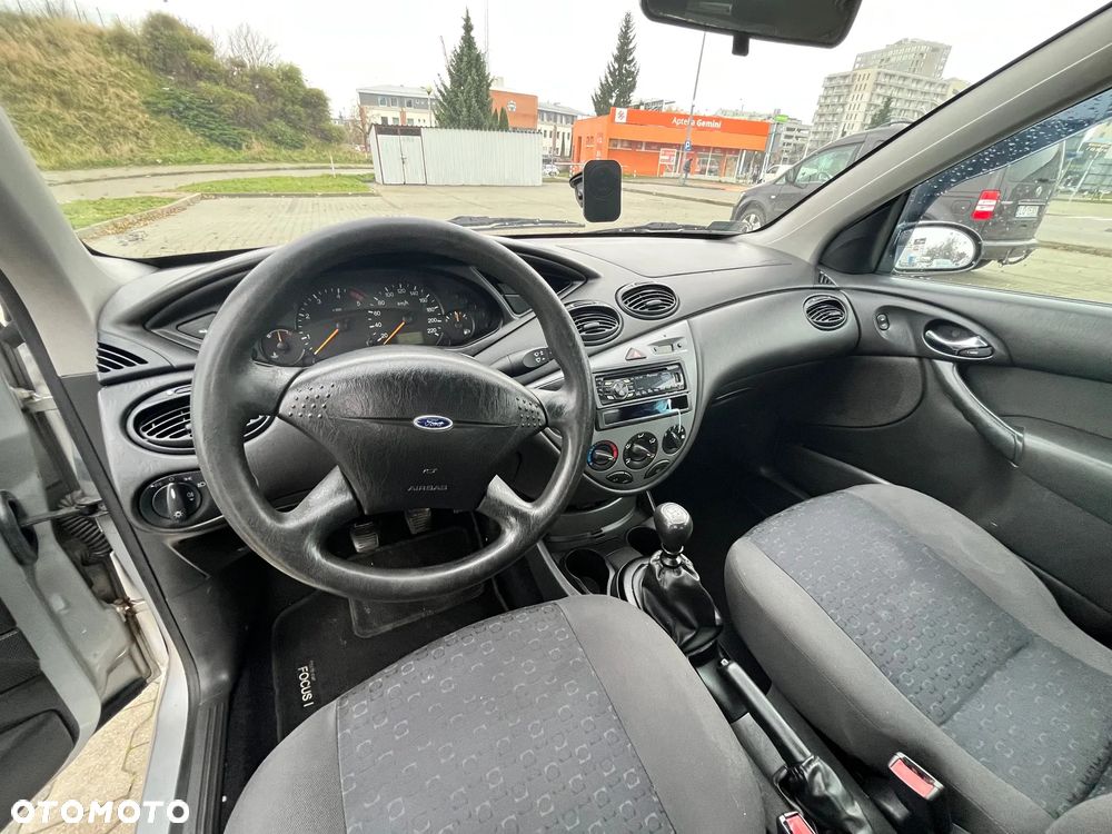 Ford Focus 1.8 TDDi Comfort - 13