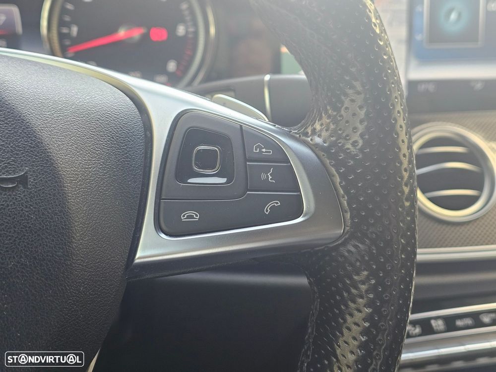 Mercedes-Benz E 350 d AMG 4-Matic - 28