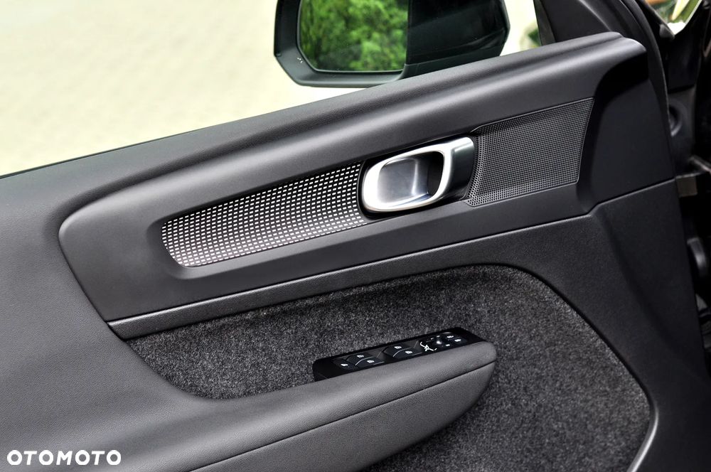 Volvo XC 40 T4 Recharge DKG RDesign - 18