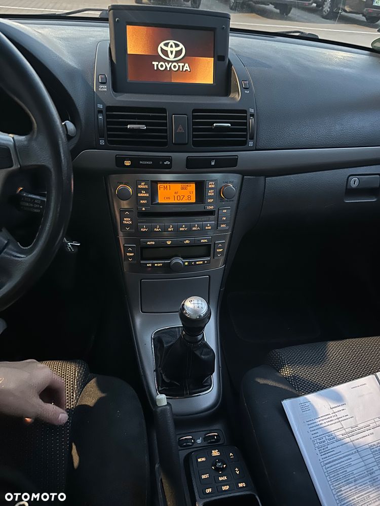 Toyota Avensis 2.2 D-4D Prestige - 13