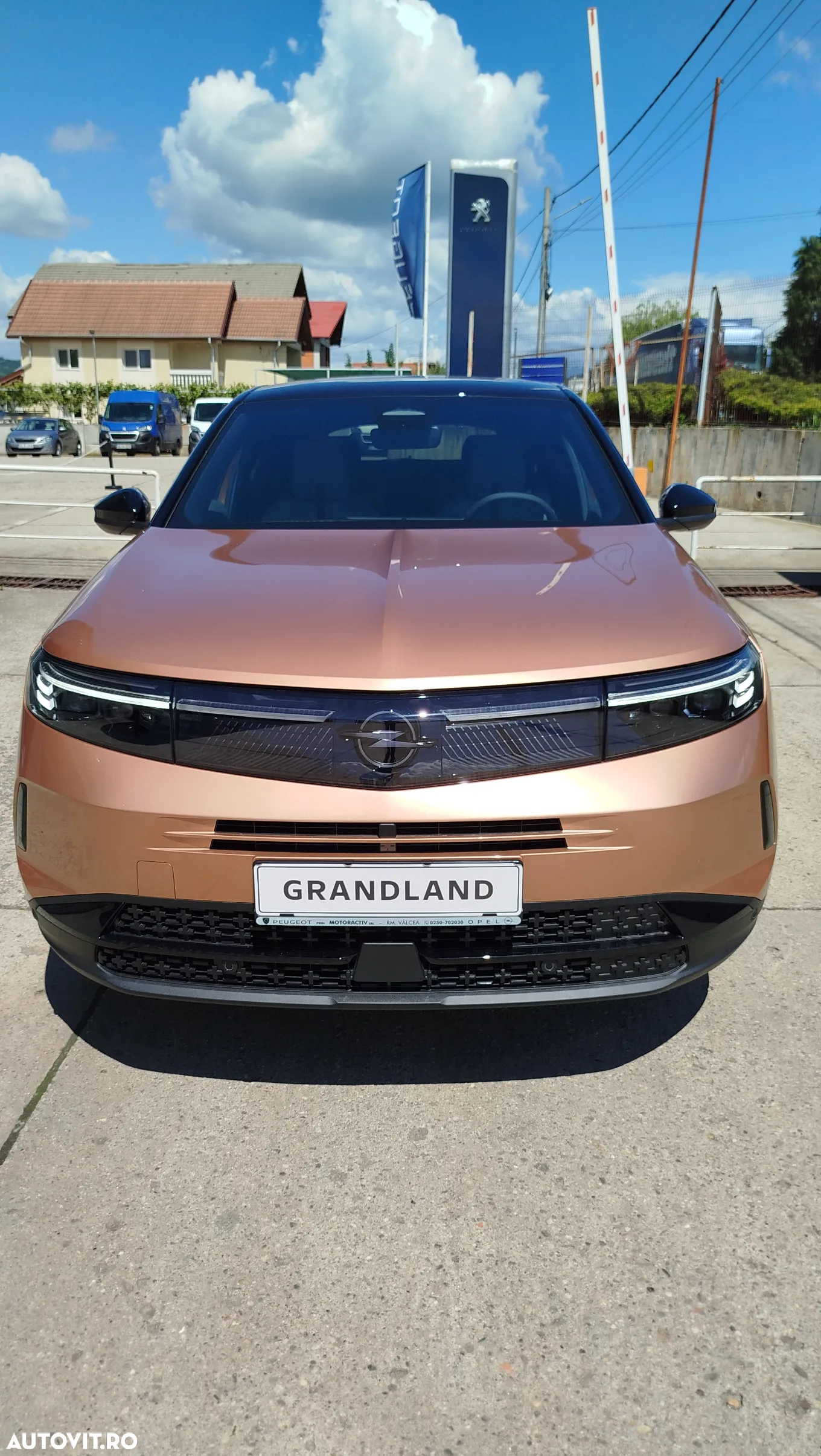 Opel Grandland 1.2 DI Hybrid 48 V Automatik GS - 2