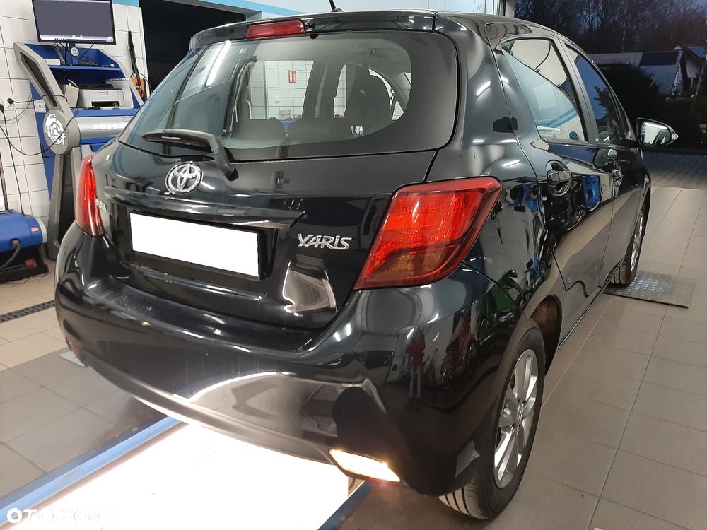 Toyota Yaris 1.33 VVT-i Edition - 2