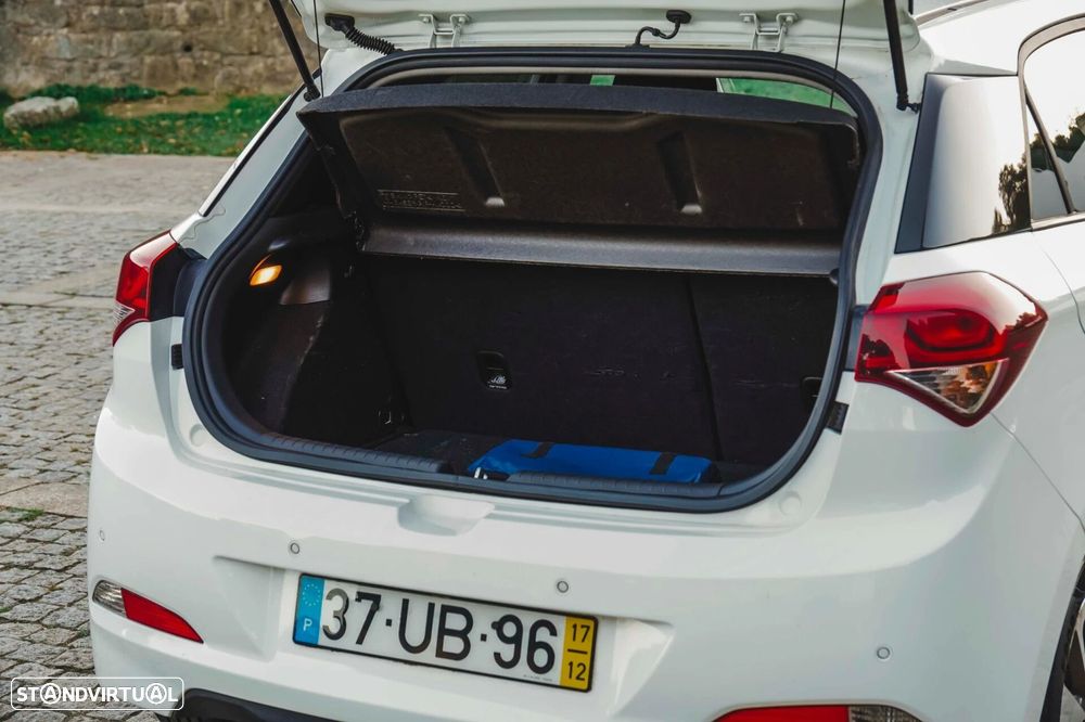 Hyundai i20 - 53