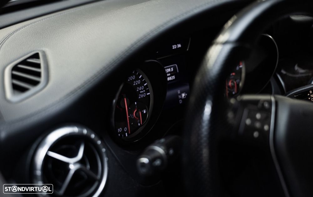 Mercedes-Benz CLA 220 CDi AMG Line Aut. - 10