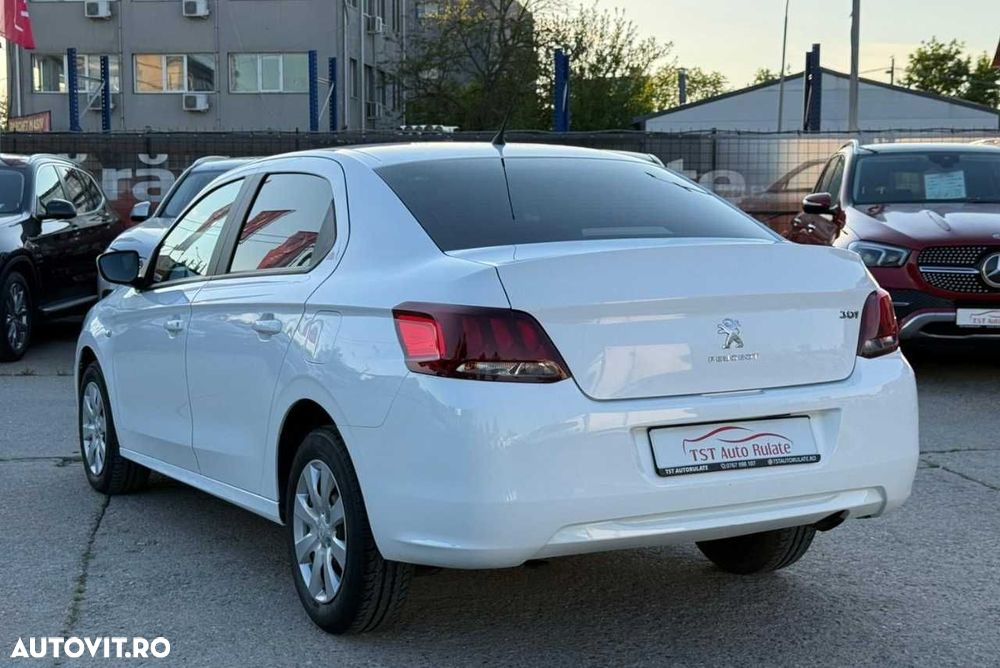Peugeot 301 - 7