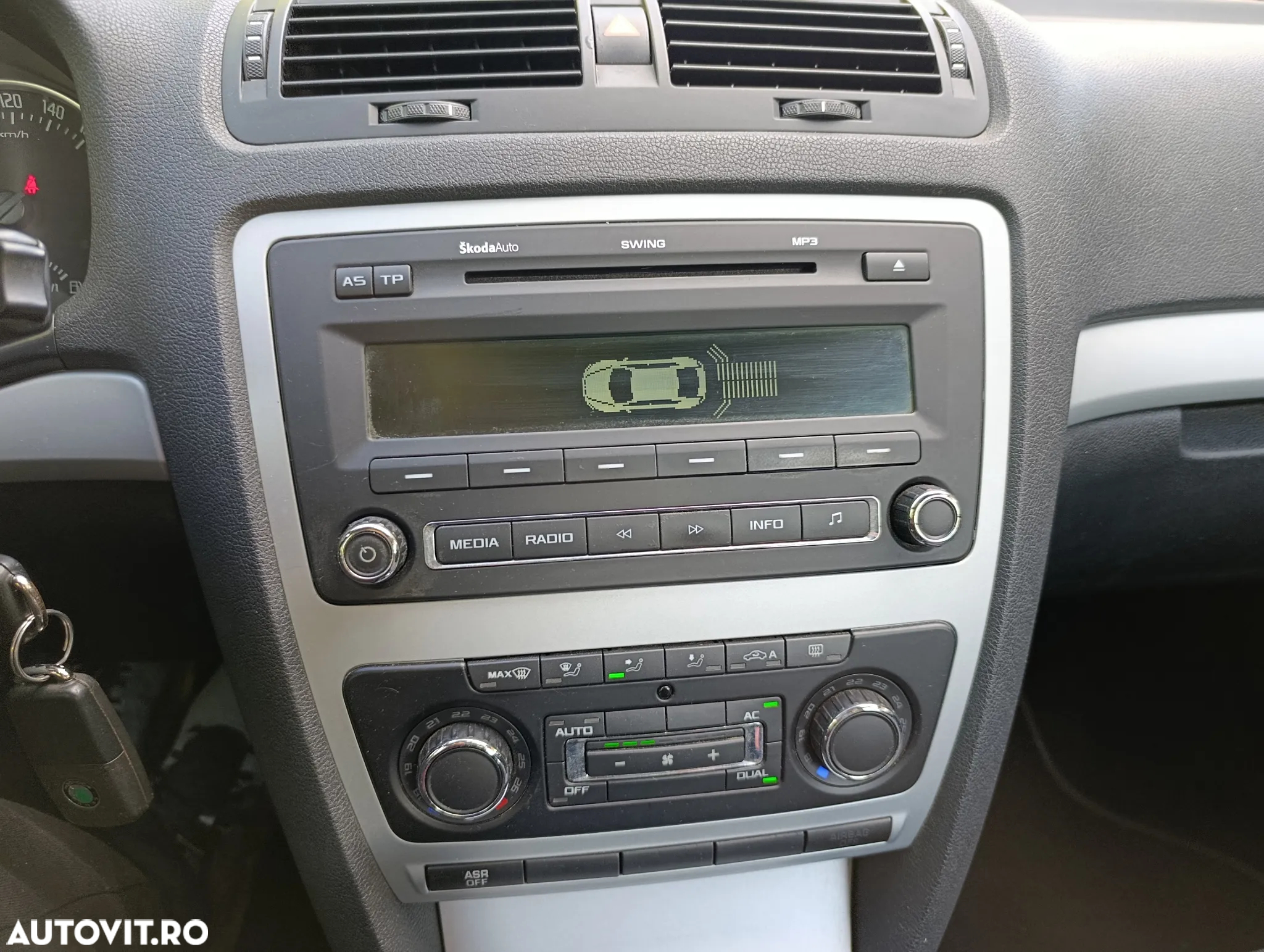 Skoda Octavia 1.6 TDI DPF GreenLine - 7