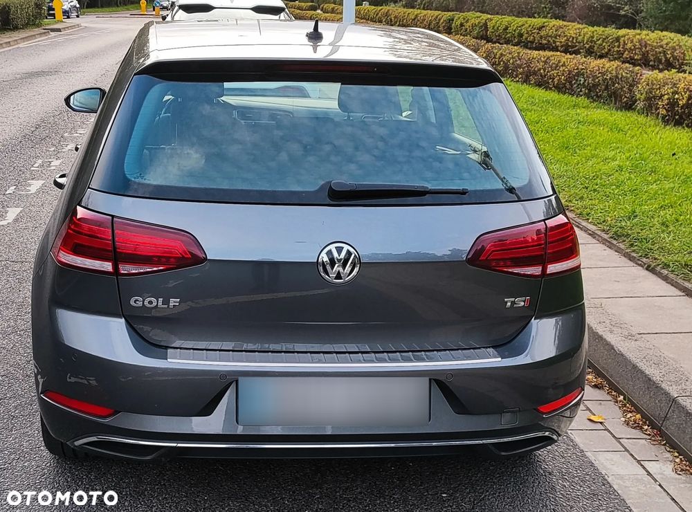 Volkswagen Golf 1.4 TSI BMT Comfortline - 11