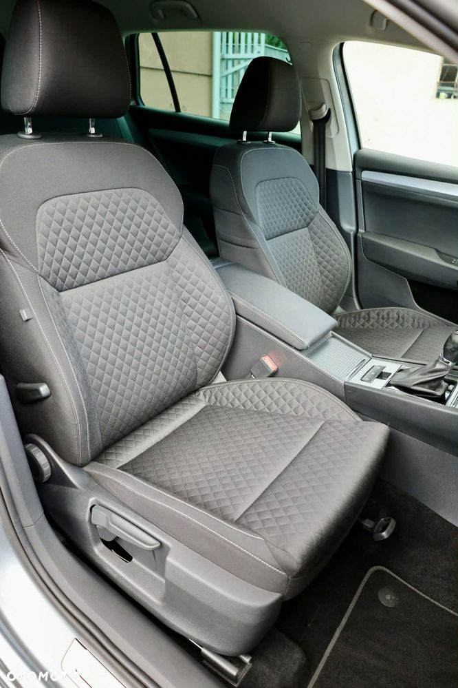 Skoda Superb 1.5 TSI Active DSG - 24
