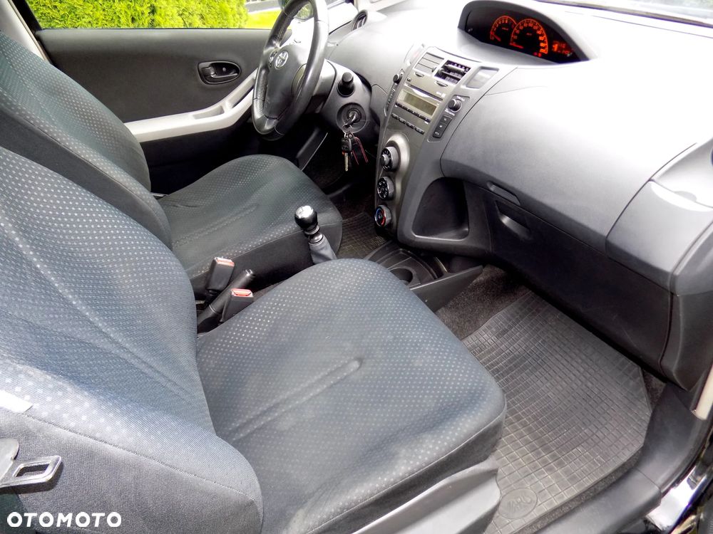 Toyota Yaris 1.33 Sol - 22