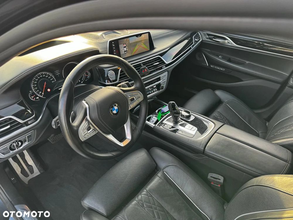 BMW Seria 7 750d xDrive - 21