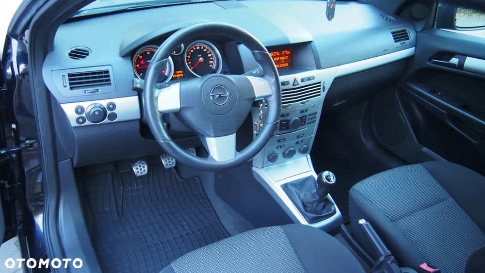 Opel Astra 1.9 CDTI Sport - 20