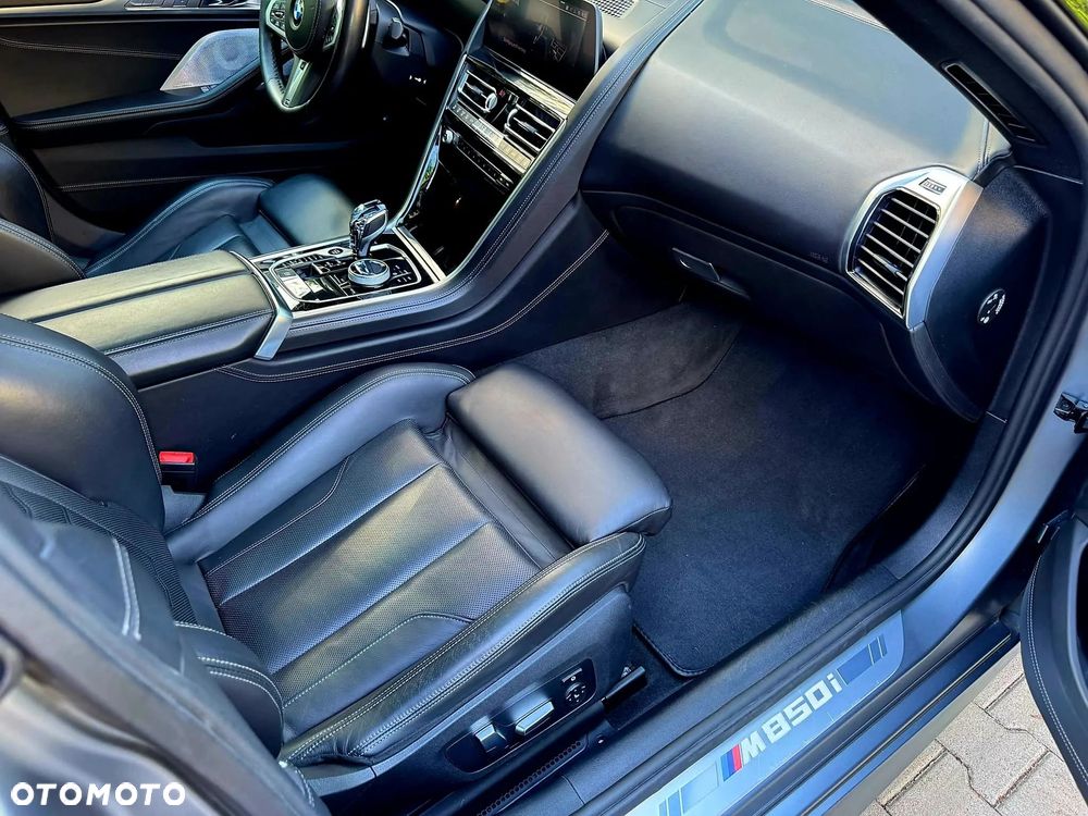 BMW Seria 8 M850i xDrive - 21