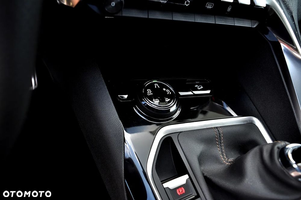 Peugeot 5008 1.2 PureTech GT S&S - 32