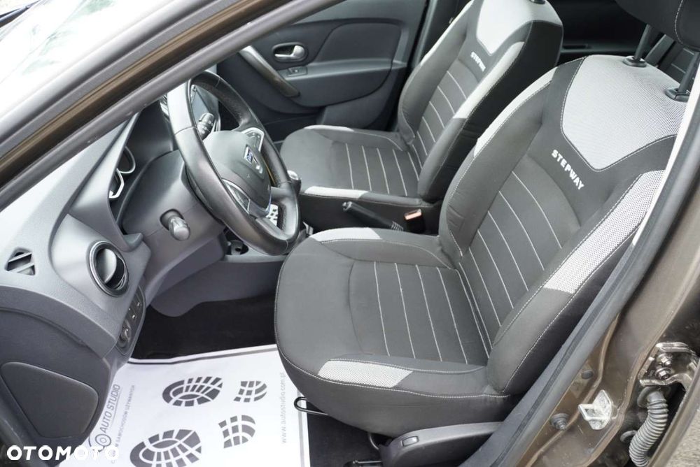 Dacia Sandero Stepway - 8
