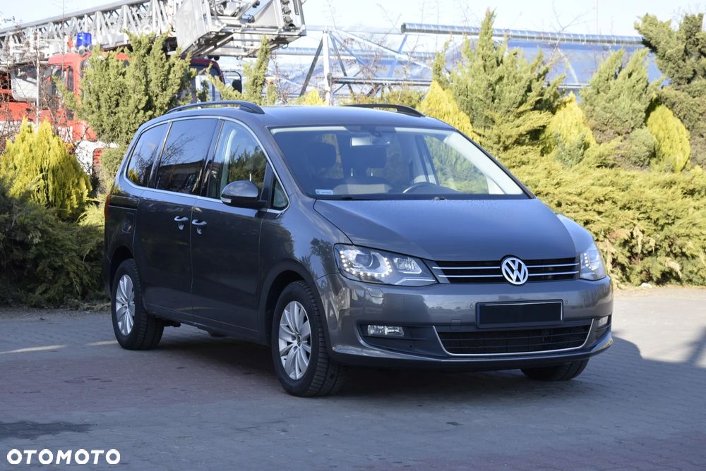 Volkswagen Sharan 2.0 TDI BMT Trendline DSG - 37