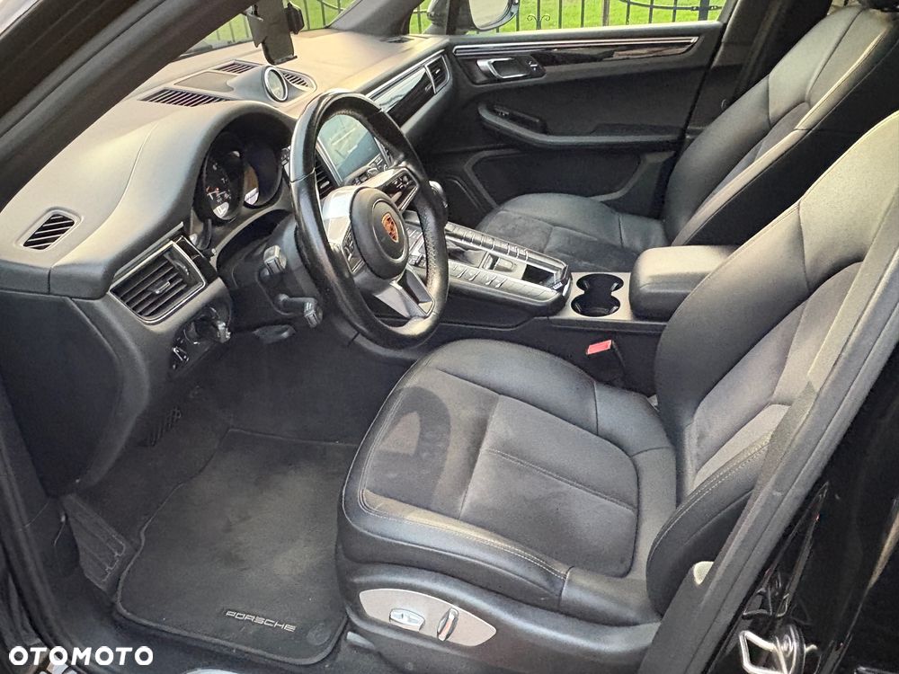 Porsche Macan Standard - 21
