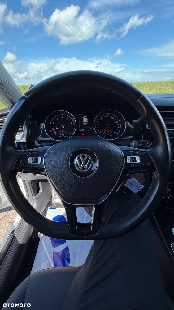 Volkswagen Golf 1.2 TSI BlueMotion Technology Allstar - 37
