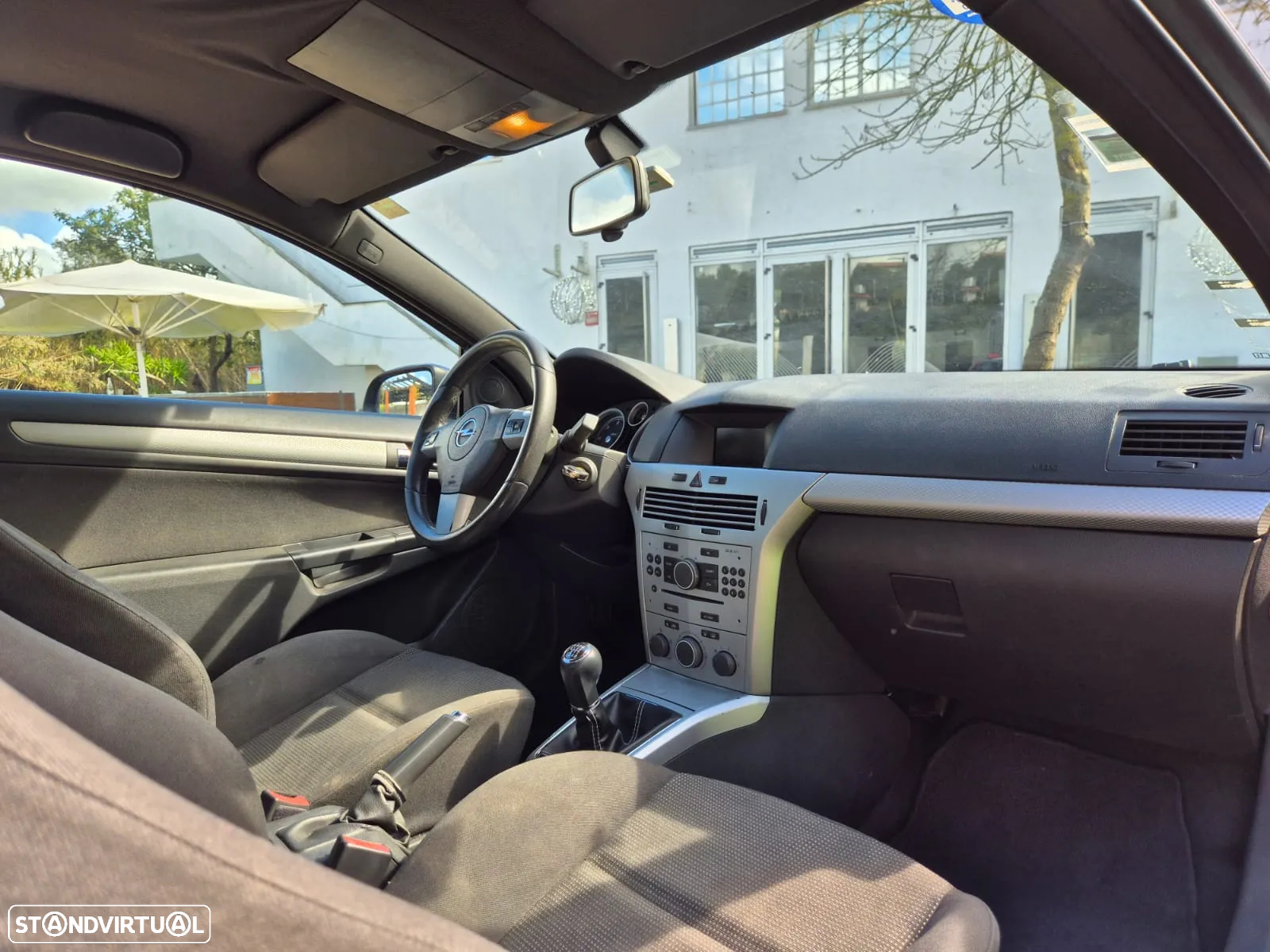 Opel Astra GTC 1.3 CDTi - 16