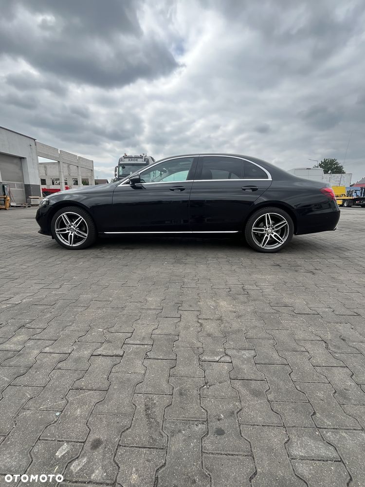 Mercedes-Benz Klasa E 220 d 4-Matic Avantgarde - 16