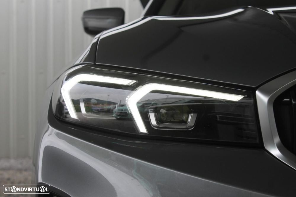 BMW 330 e Corporate Edition Auto - 35