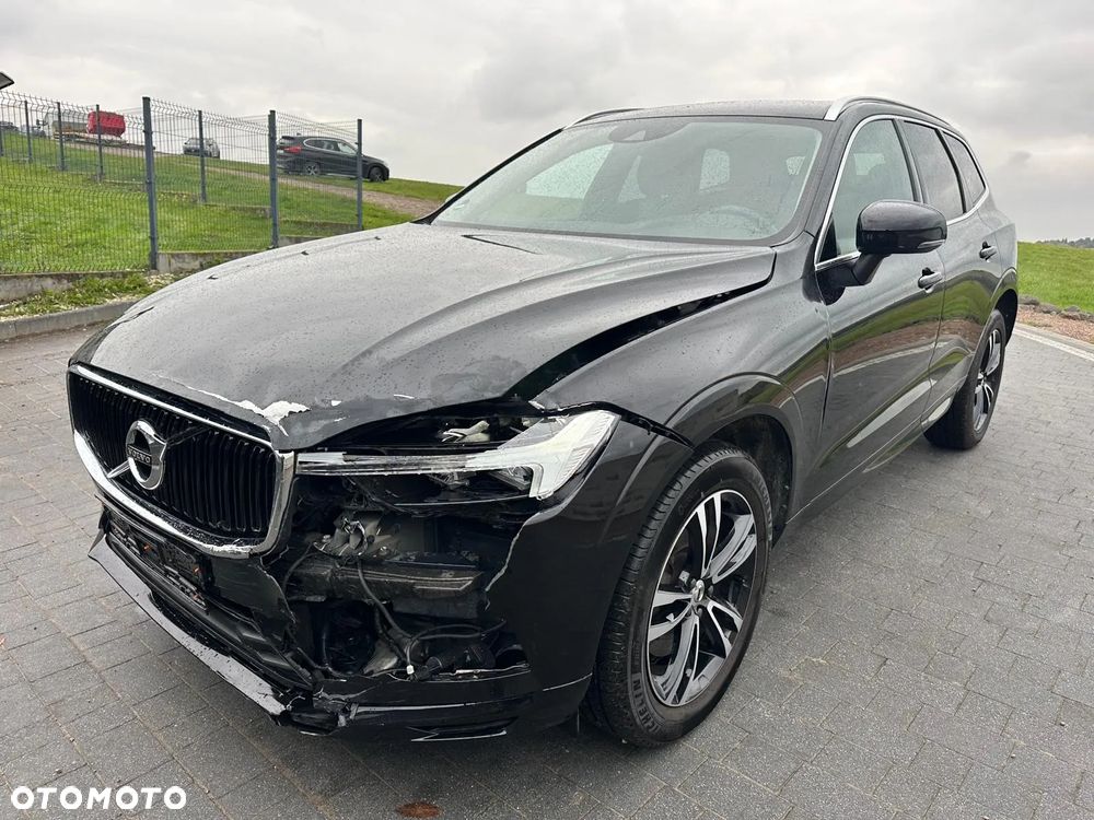 Volvo XC 60 B4 D AWD Geartronic Momentum - 3