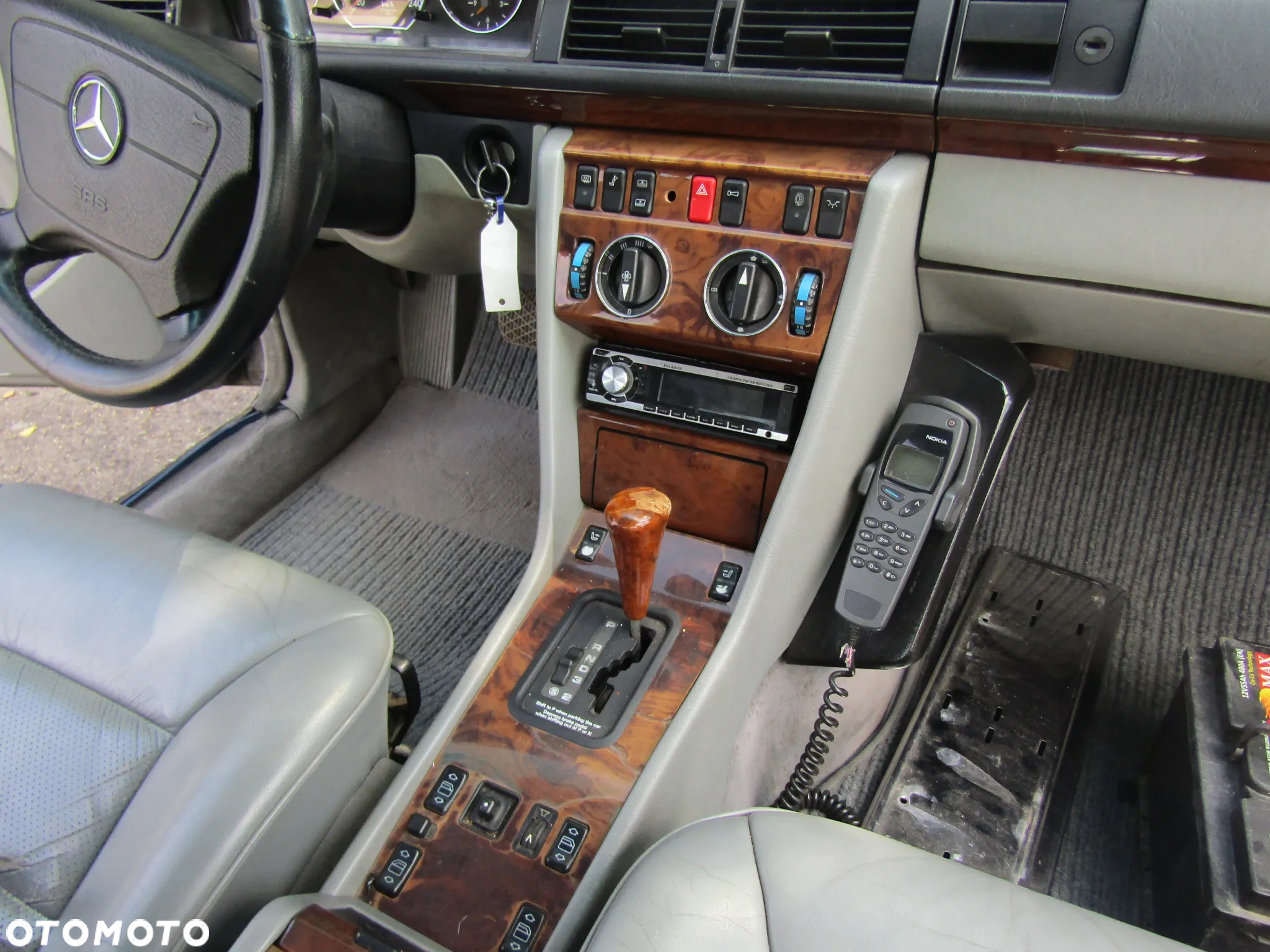 Mercedes-Benz W124 (1984-1993) - 23