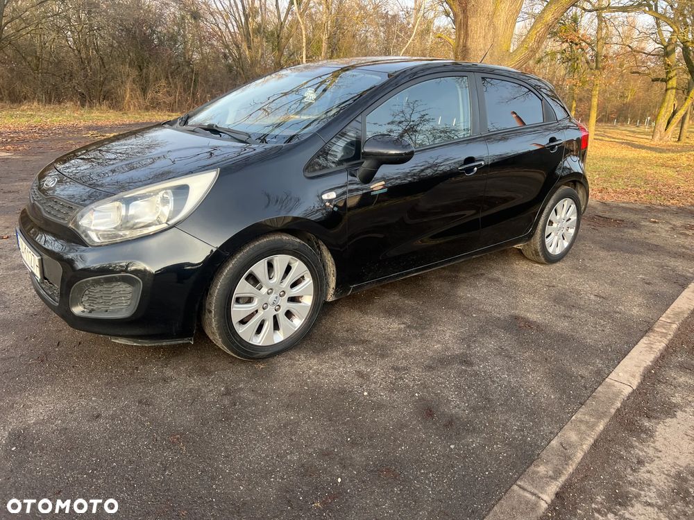Kia Rio 1.2 Attract - 11