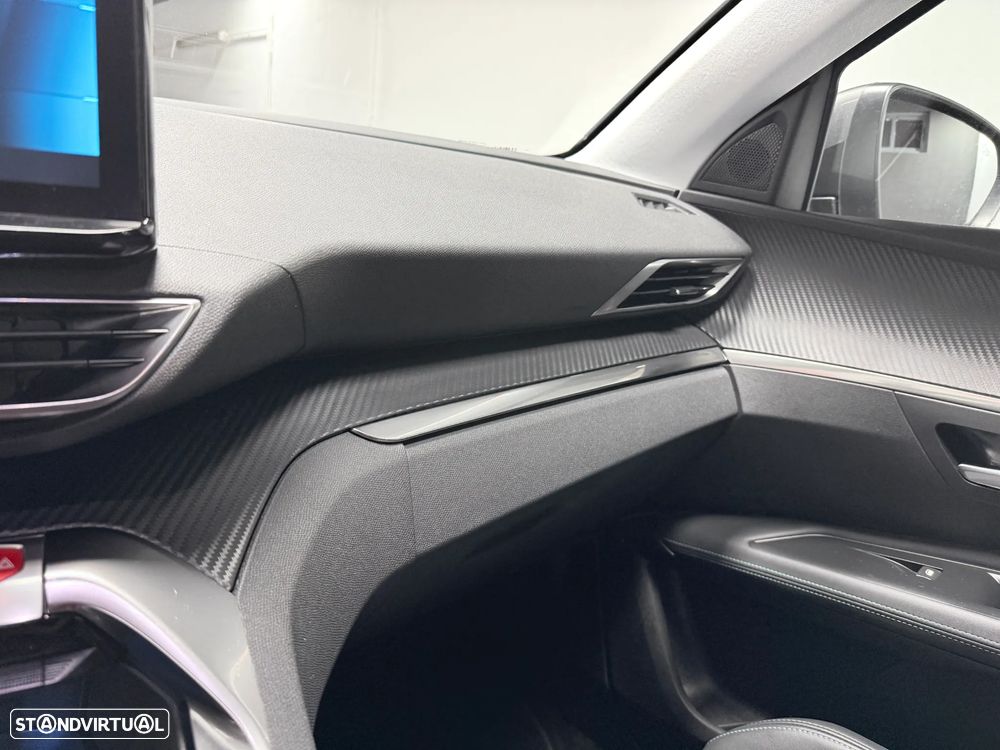 Peugeot 3008 PureTech 130 Stop & Start GPF EAT8 Allure - 24