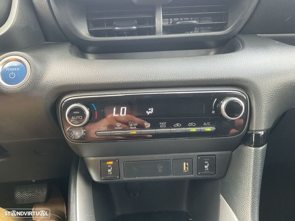 Toyota Yaris 1.5 HDF Exclusive - 30