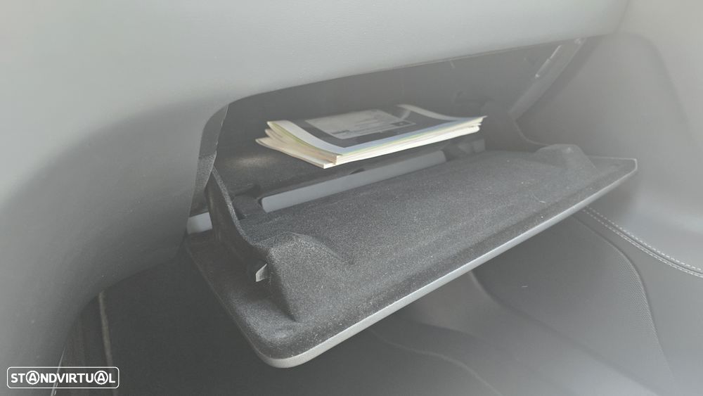 Tesla Model S Long Range - 29