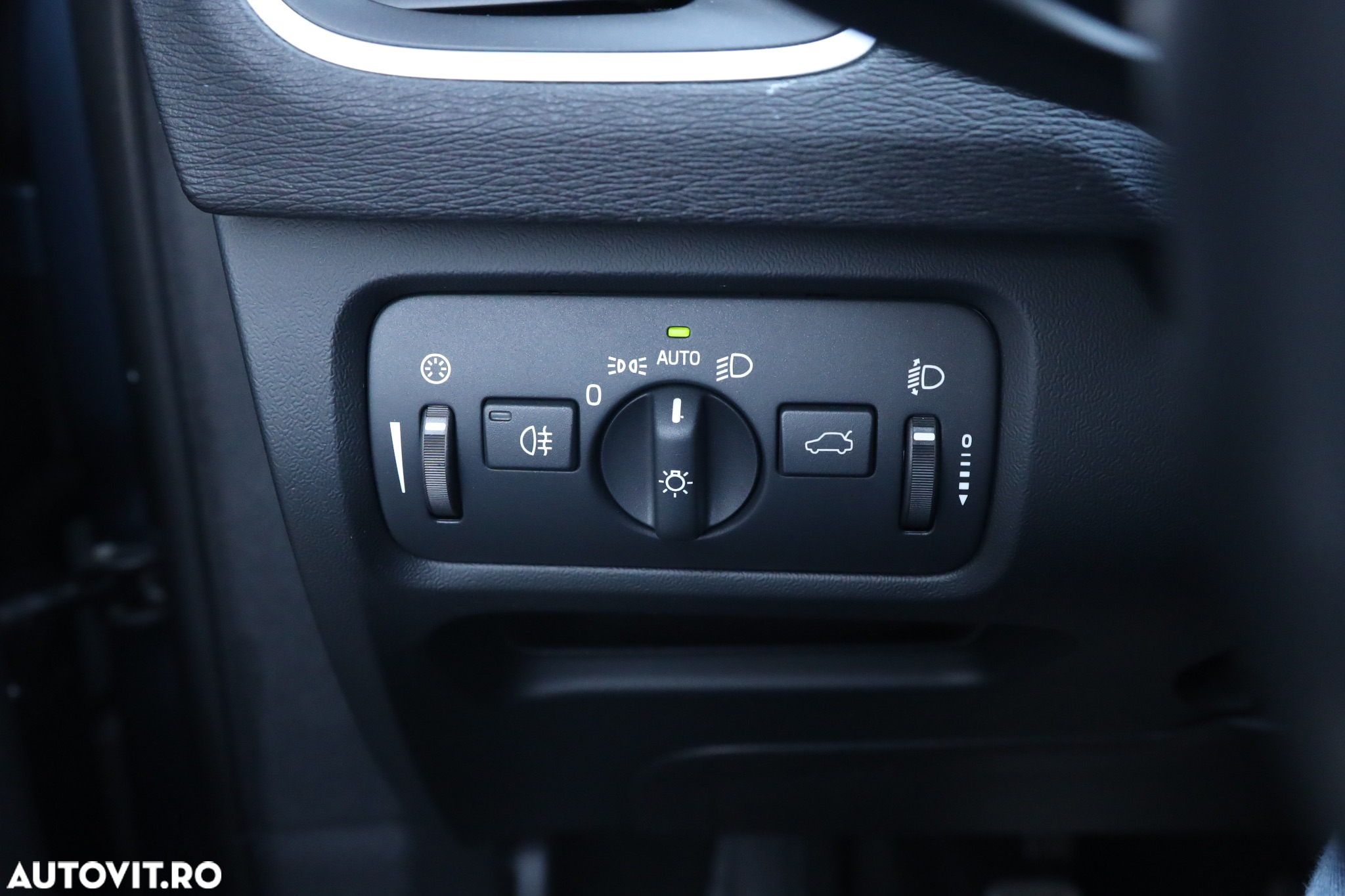 Volvo V40 D2 - 19