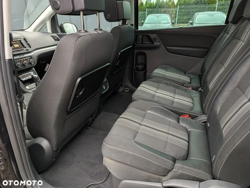 Volkswagen Sharan 2.0 TDI DSG Blue Motion Match - 26