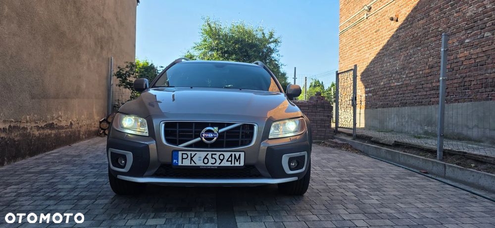 Volvo XC 70 D5 AWD Momentum - 14