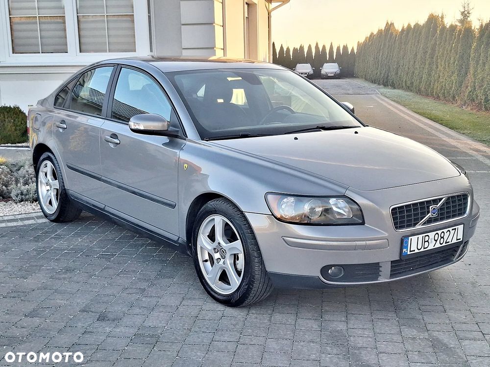 Volvo S40 1.8 Momentum - 1