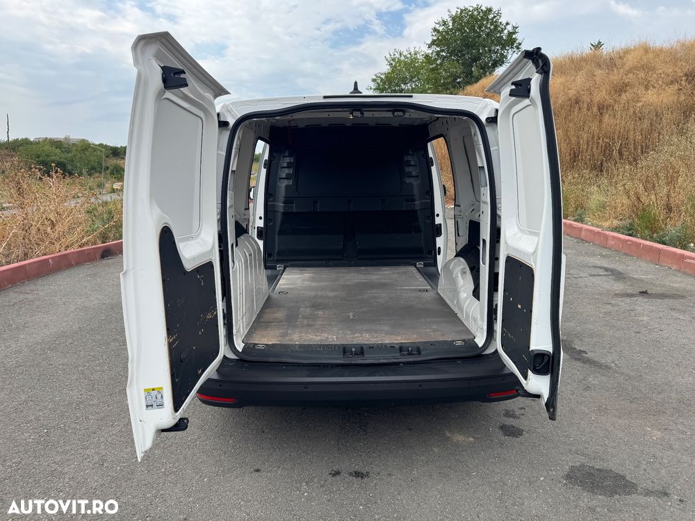 Volkswagen Caddy Maxi - 8