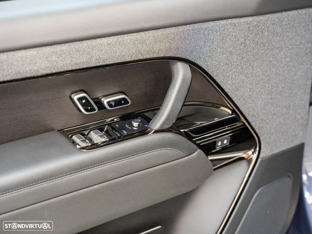 Land Rover Range Rover Sport - 24