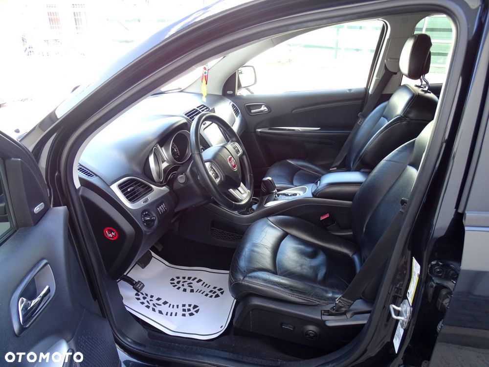 Fiat Freemont 2.0 Multijet Black Code AWD - 12