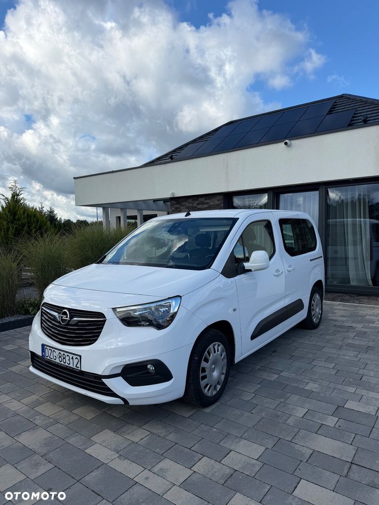 Opel Combo 1.5 CDTI Essentia S&S - 3