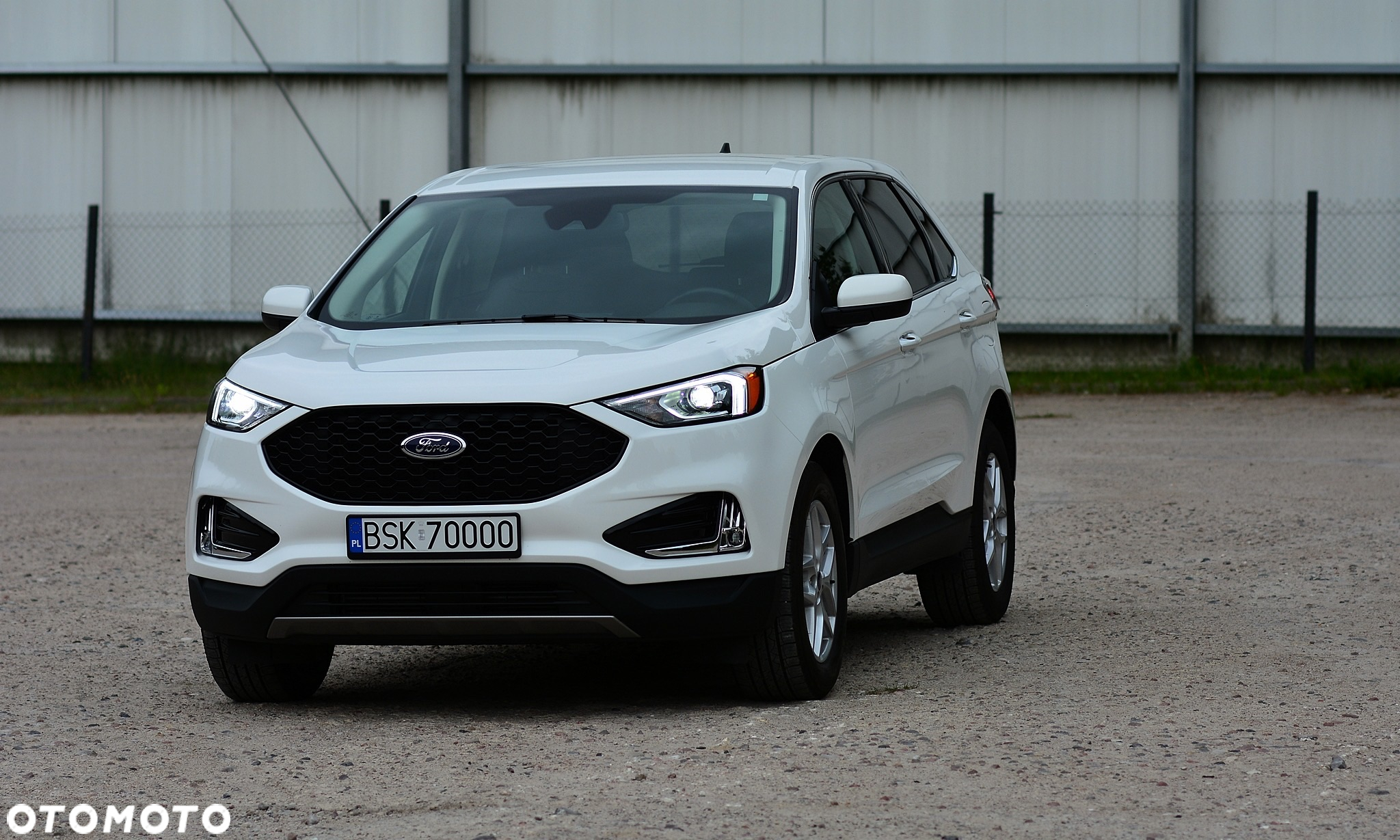 Ford Edge - 8