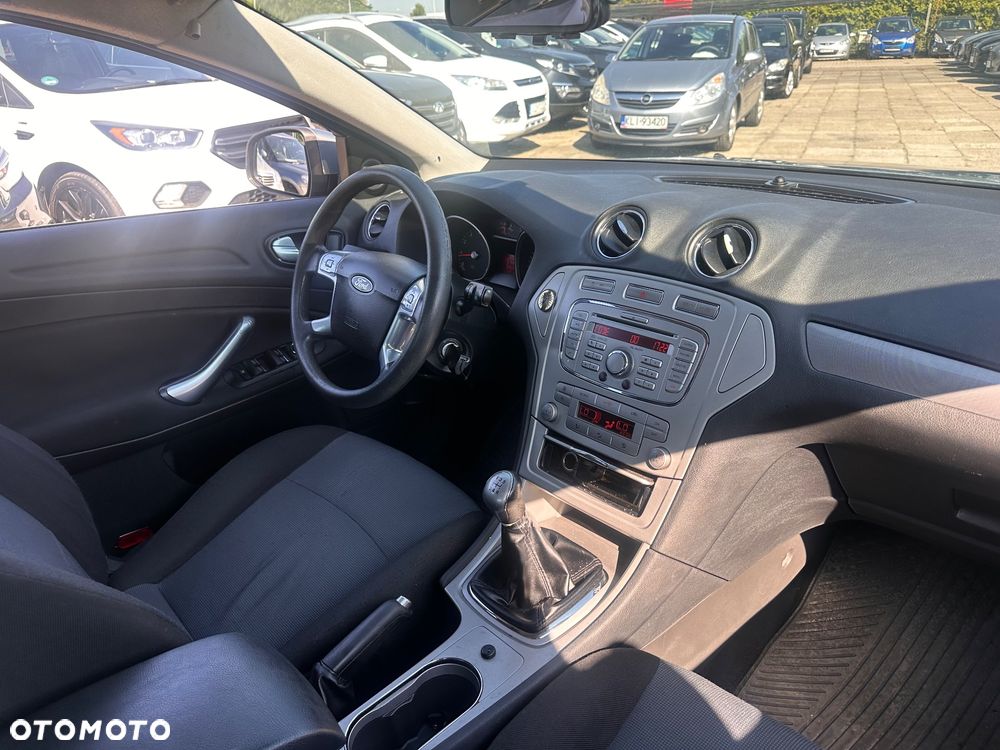 Ford Mondeo 1.6 Titanium - 14