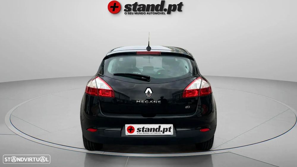 Renault Mégane 1.5 dCi Dynamique - 8