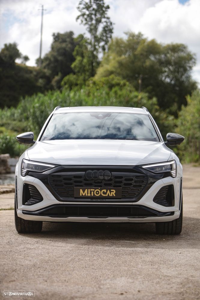 Audi SQ8 Sportback e-tron quattro - 2