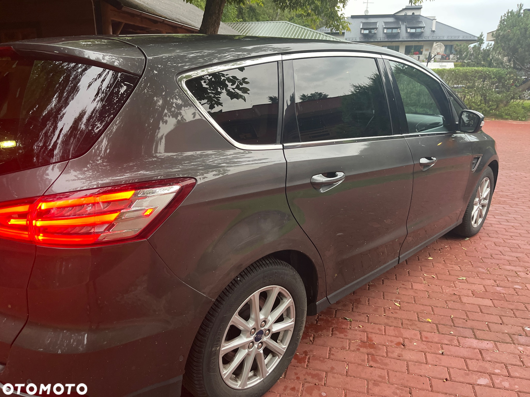 Ford S-Max 2.0 TDCi Titanium PowerShift - 9